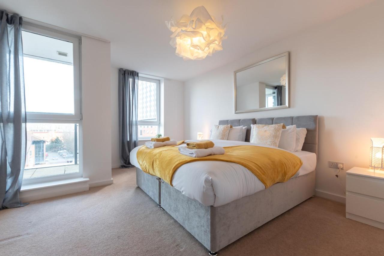 Amber Apartment Oasis - Your Gateway To Southampton'S Vibrant Heart, Port, Shopping Екстер'єр фото